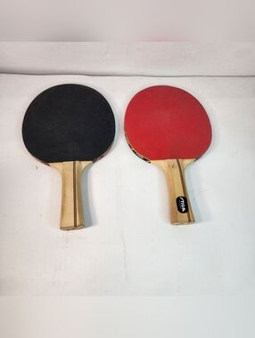 Stiga Play the Best Set of 2 Ping Pong / Tennis Table Paddles Black and Red.